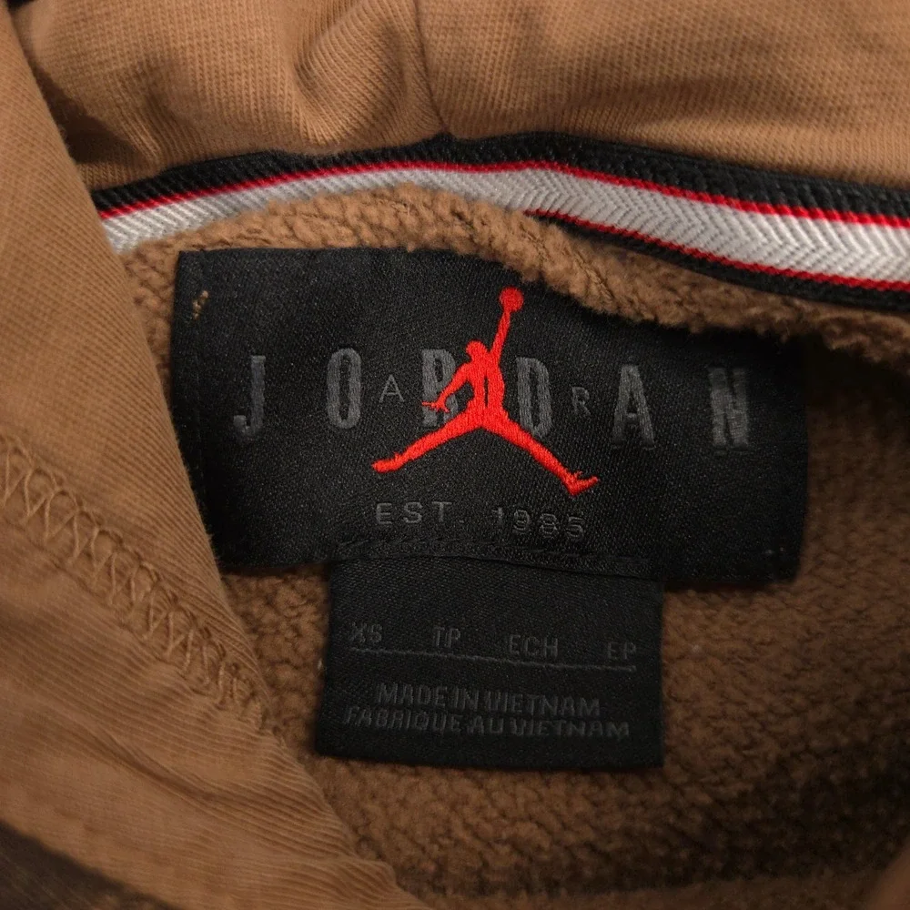Jordan essentials fleece